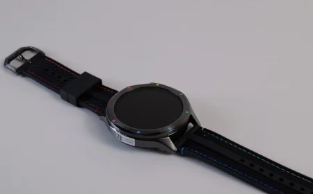 Review Xiaomi Watch S4 – Un smartwatch accesibil care surprinde plăcut