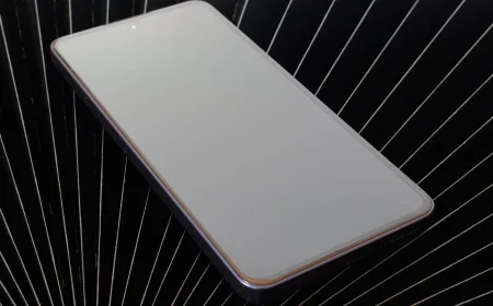 Review Oppo Reno13 F 5G – smartphone mid-range premium interesant