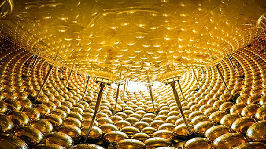 Neutrinos From Deep Inside Earth Provide a New Picture of the Mantle